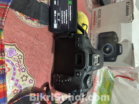 Canon 750D with 18-55 IS STM kit lense